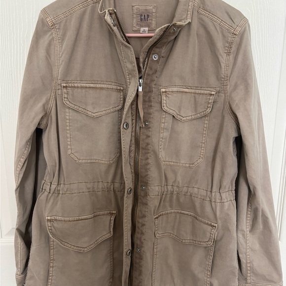 GAP Women's Tan Utility Jacket - Picture 8 of 10